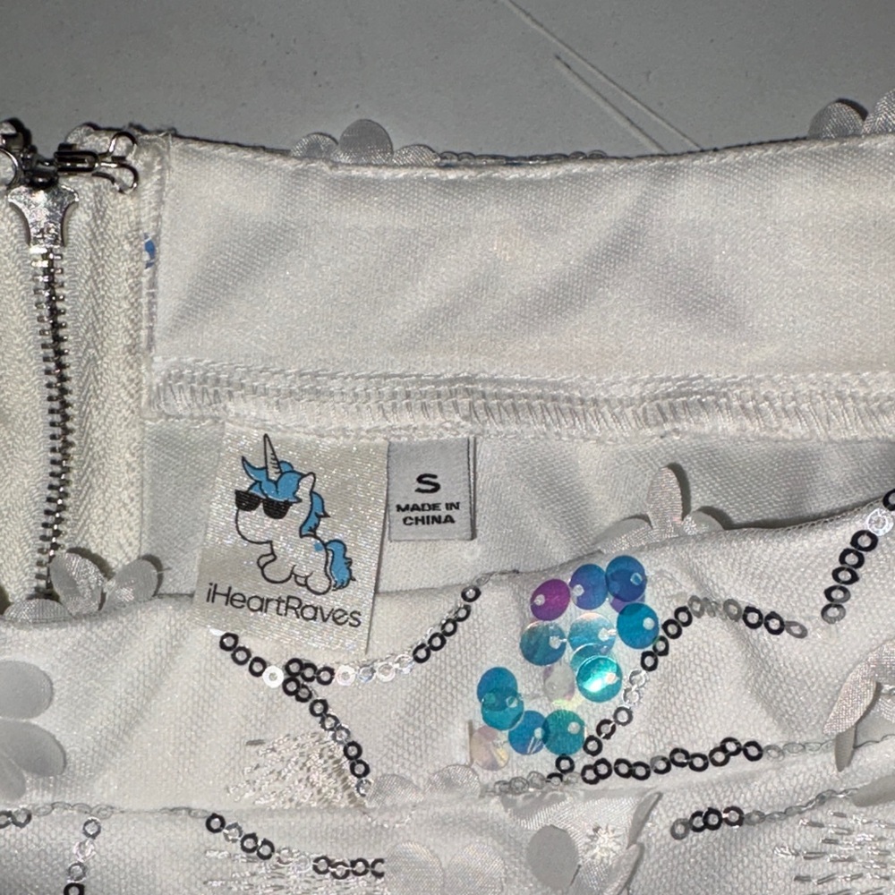 #1 Floral Embellished rave set with Fringe - Picture 3 of 8